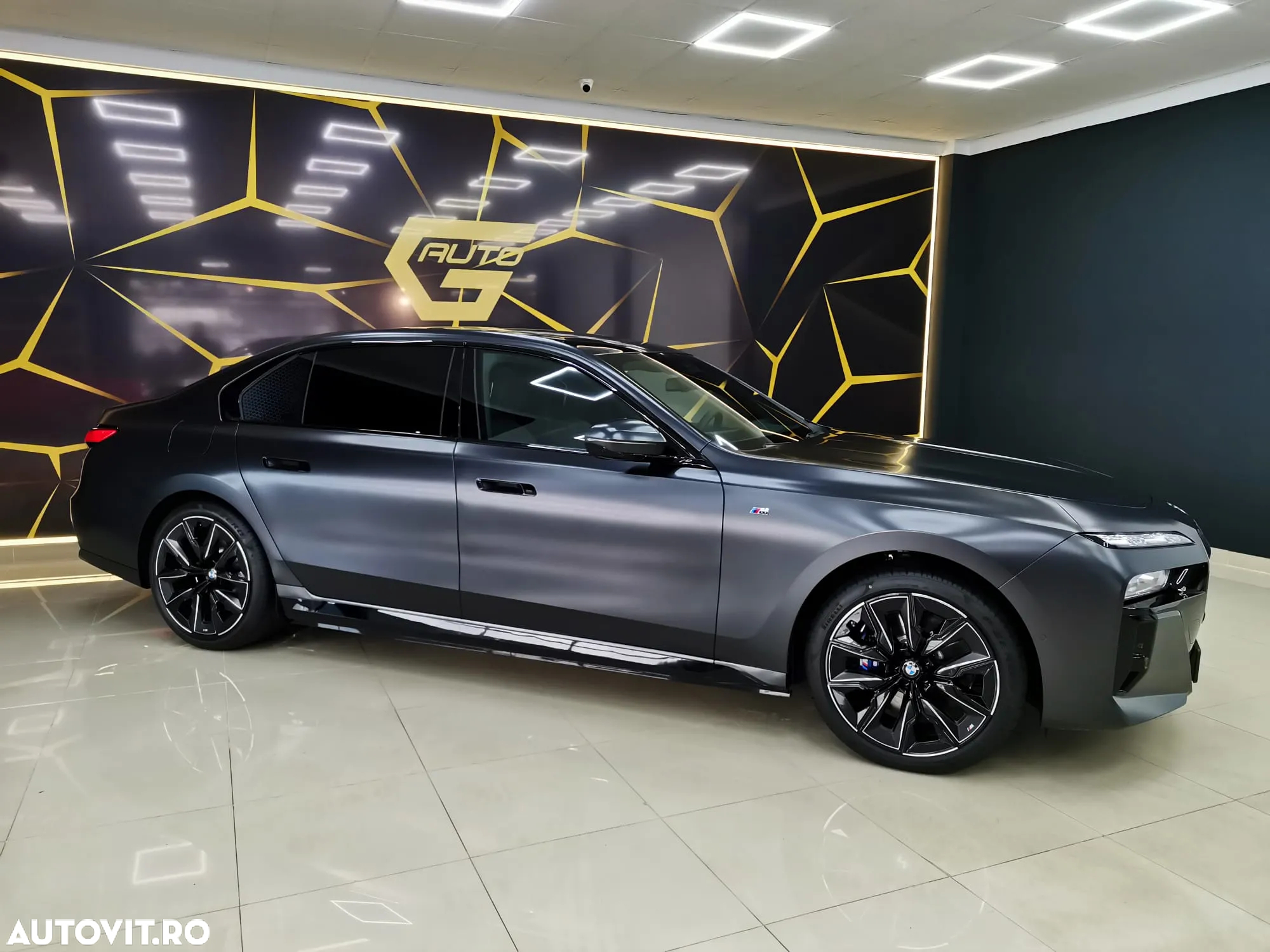 BMW Seria 7 750e xDrive AT PHEV - 7