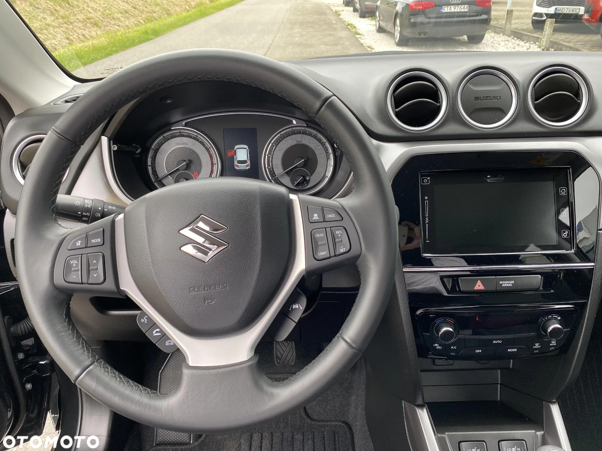Suzuki Vitara 1.4 Boosterjet SHVS Premium 4WD - 13