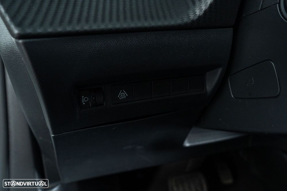 Peugeot e-2008 50 kWh Active - 21