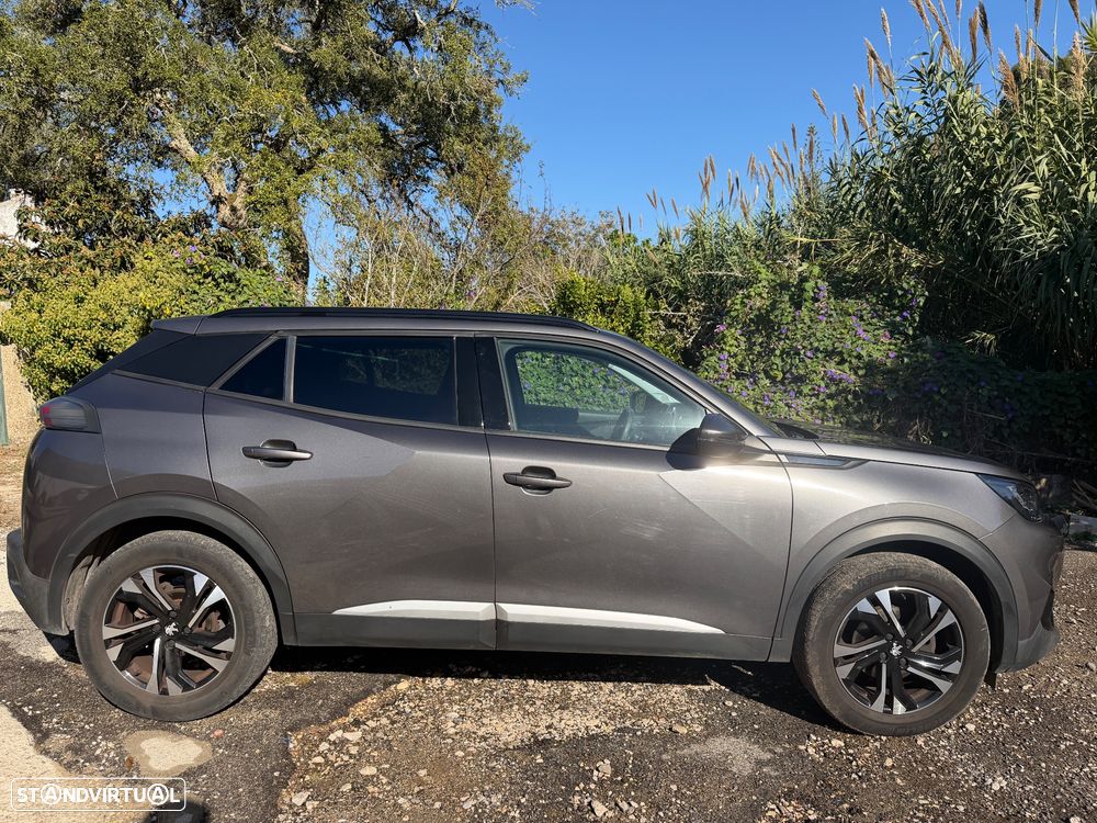 Peugeot 2008 2021 photo 4