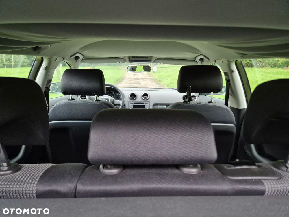 Audi A3 Sportback - 4