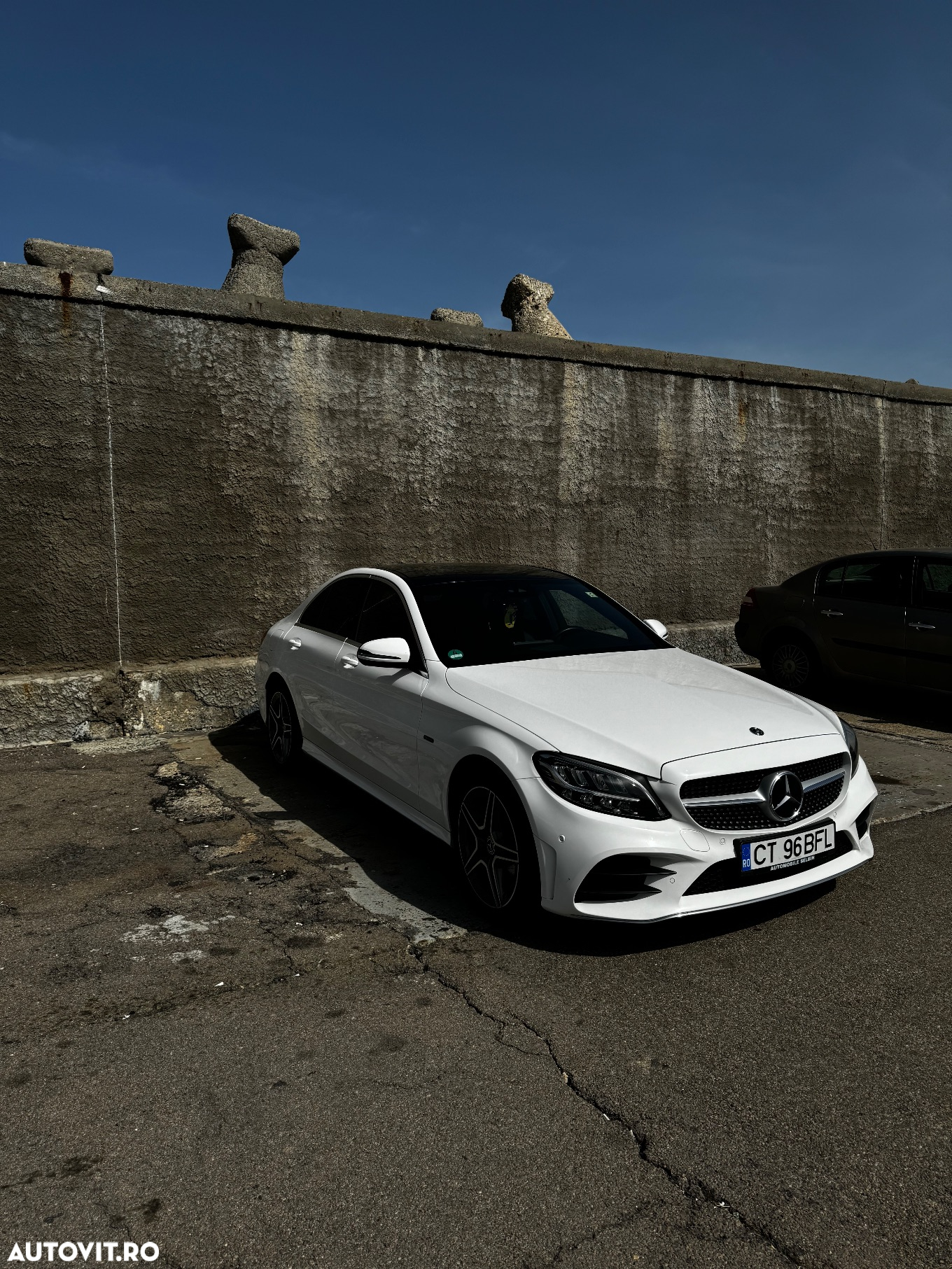 Mercedes-Benz C 300 e 9G-TRONIC AMG Line - 6