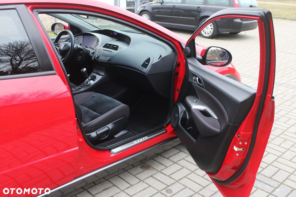 Honda Civic 1.8i-VTEC Sport - 28