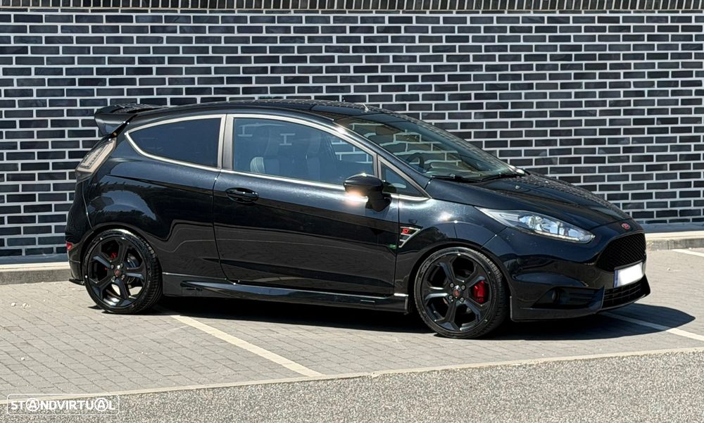Ford Fiesta 1.6 EcoBoost ST - 4