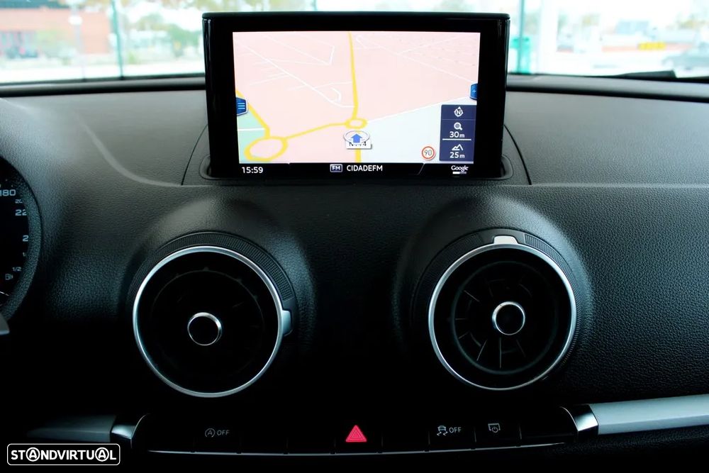 Audi A3 Sportback 1.6 TDI - 12