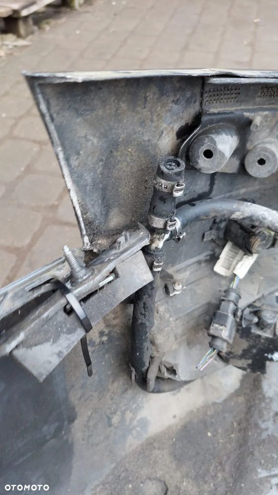 ZDERZAK PRZÓD Przedni Kompletny PDC Spryskiwacze AUDI A6 C6 - 8