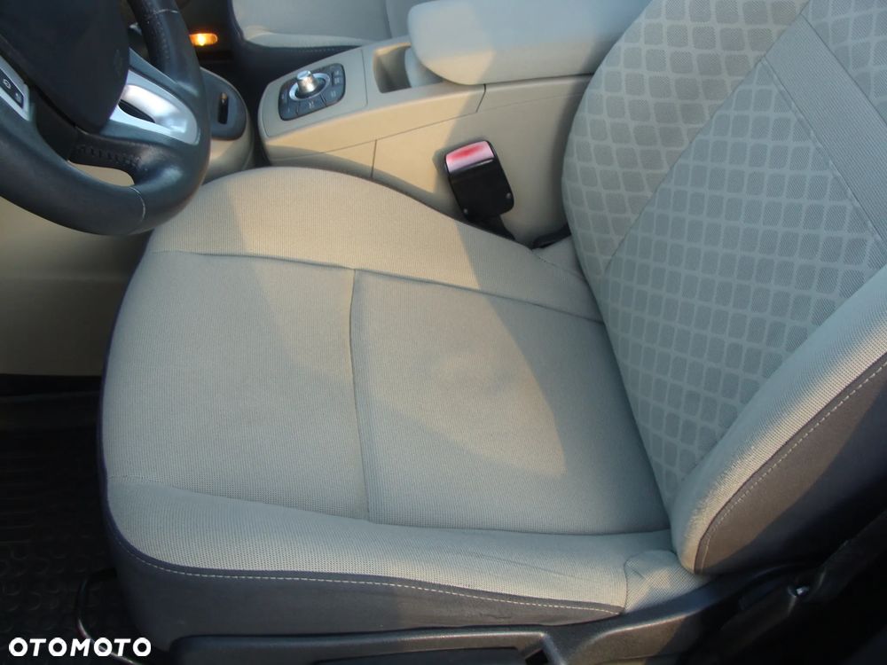 Renault Scenic 1.9 dCi Expression - 8