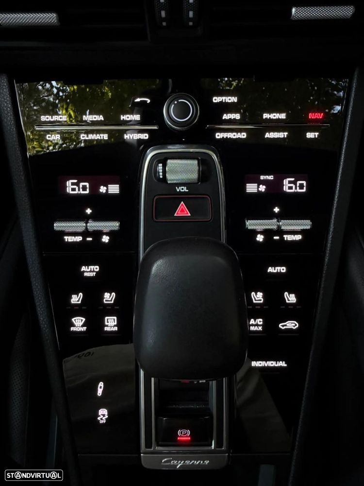 Porsche Cayenne E-Hybrid - 36