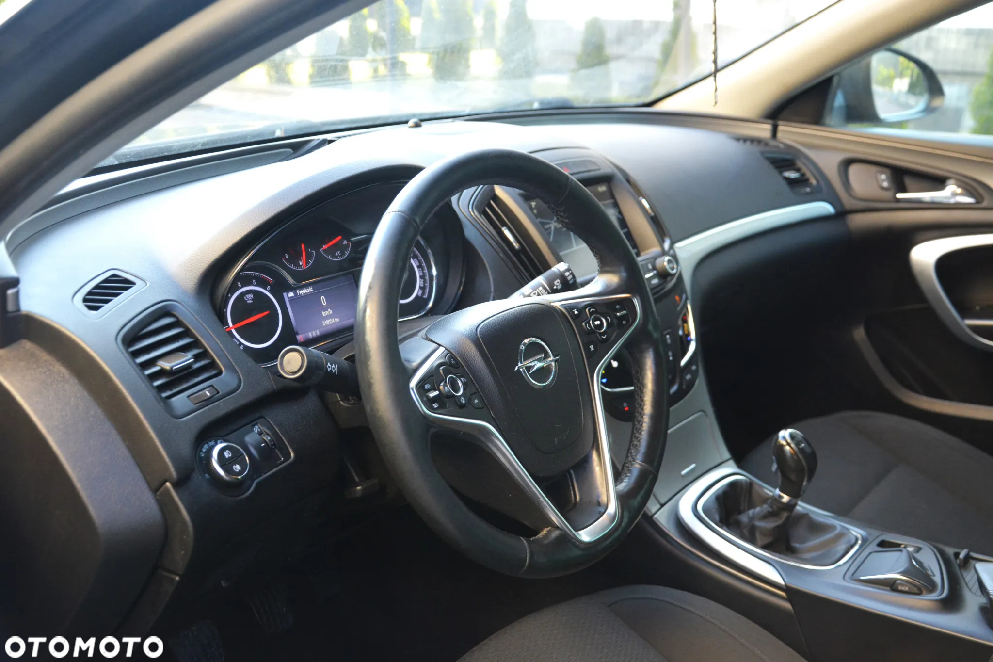 Opel Insignia - 26