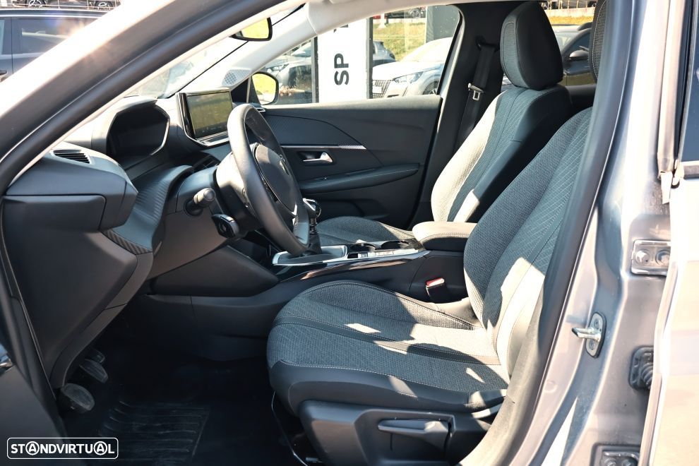 Peugeot 208 1.2 PureTech Allure - 14