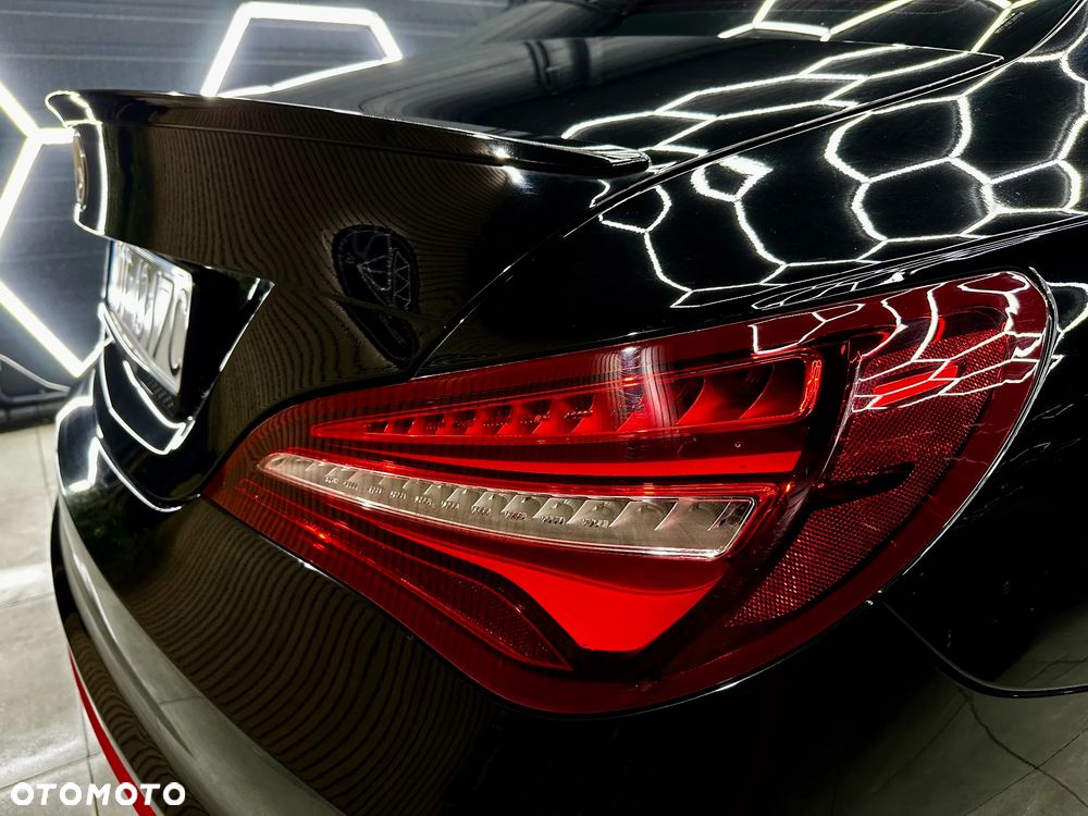 Mercedes-Benz CLA 250 4-Matic Sport - 8