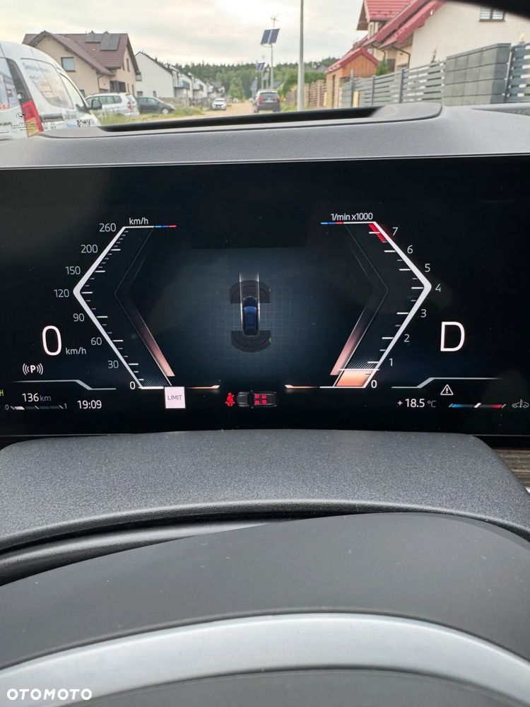 BMW X7 xDrive40i - 27