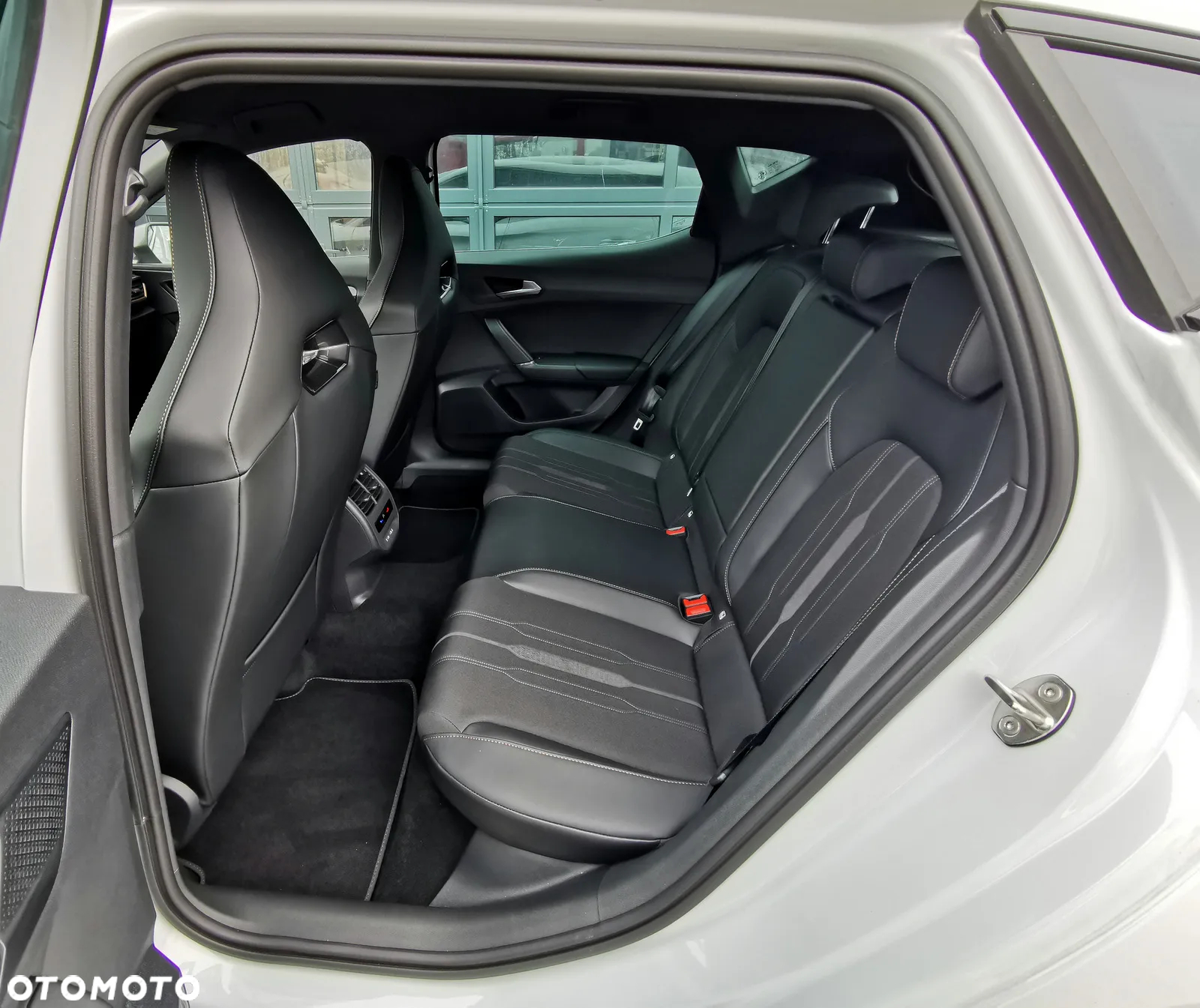 Cupra Leon 2.0 TSI VZ DSG - 6
