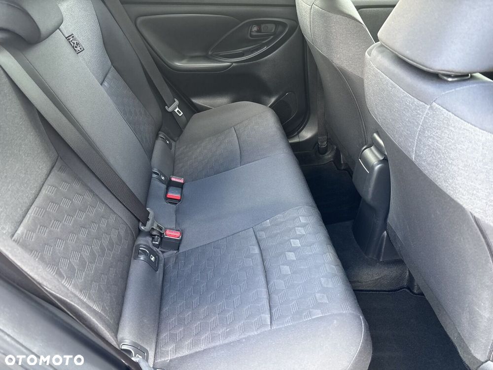 Toyota Yaris Hybrid 1.5 Style - 16