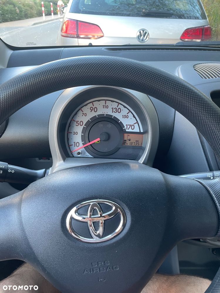 Toyota Aygo - 24