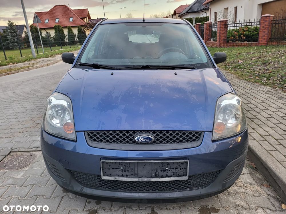 Ford Fiesta 1.3 Trend - 8