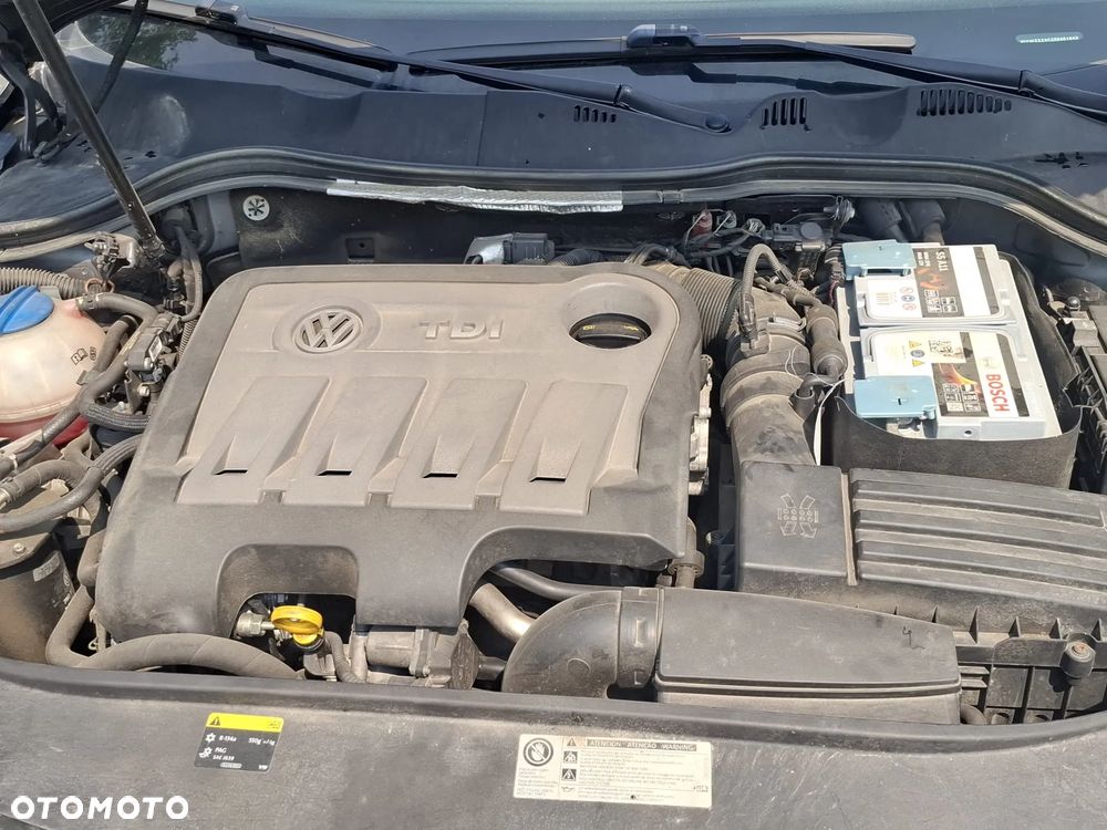Volkswagen Passat 2.0 TDI DSG BlueMotion Technology Comfortline - 10