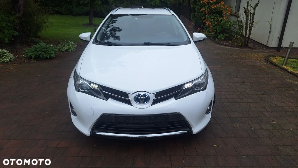 Toyota Auris - 2