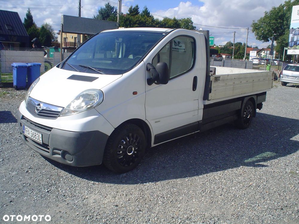 Renault TRAFIC - 1