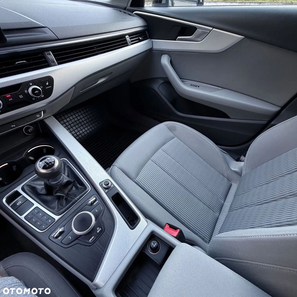 Audi A4 Avant 2.0 TDI sport - 21