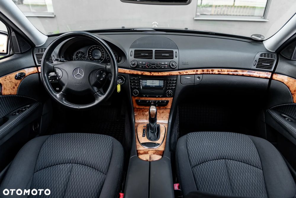 Mercedes-Benz Klasa E 200 Kompressor Automatik Elegance - 3