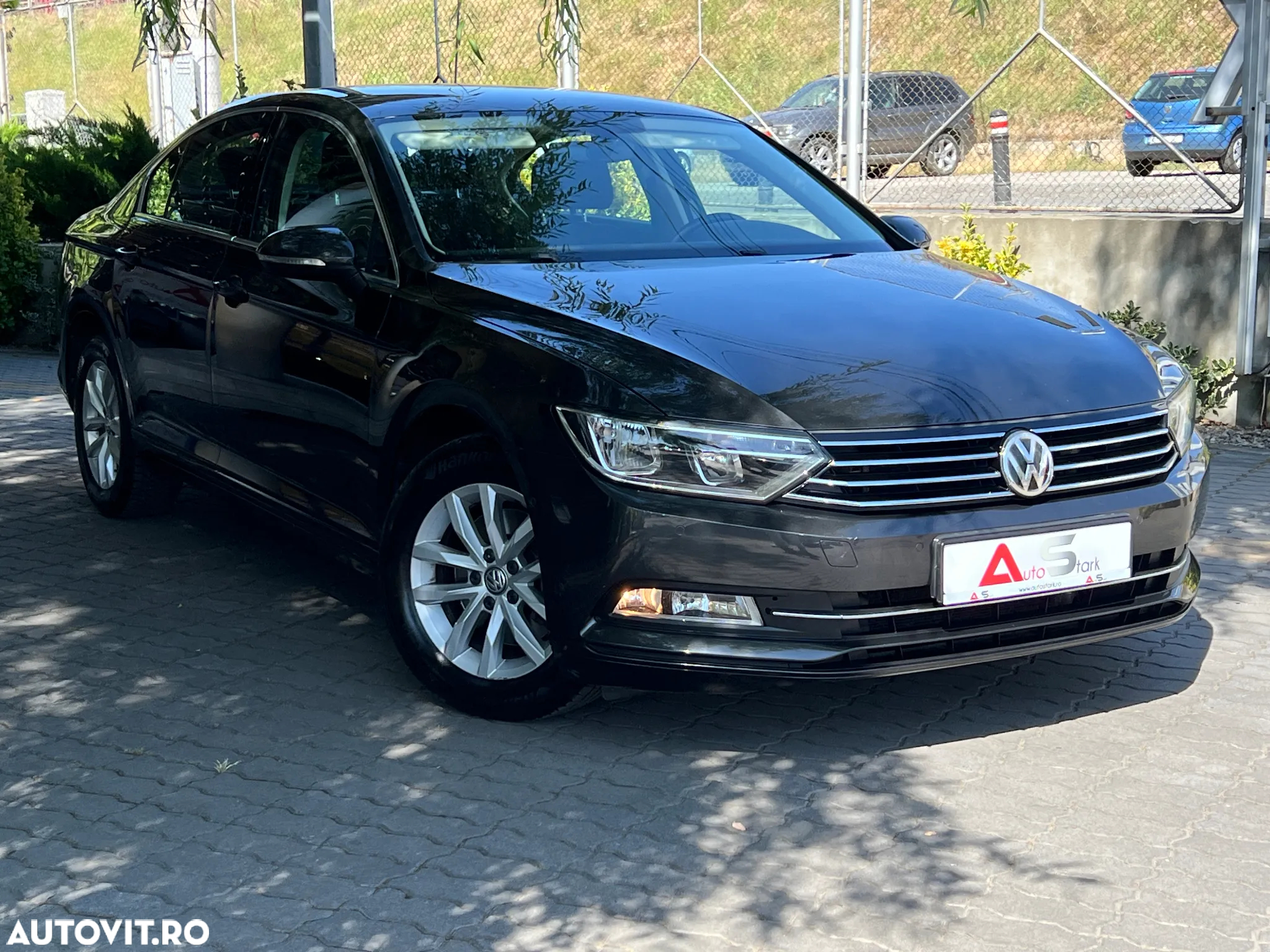Volkswagen Passat 2.0 TDI (BlueMotion Technology) DSG Comfortline - 3