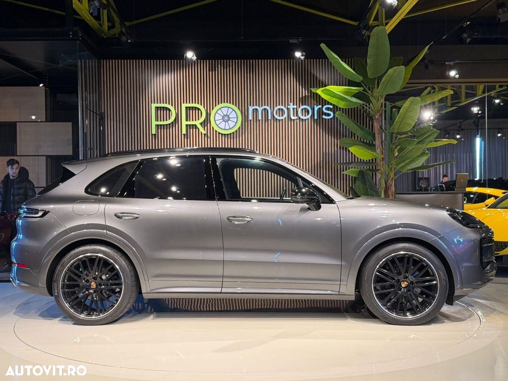Porsche Cayenne - 7