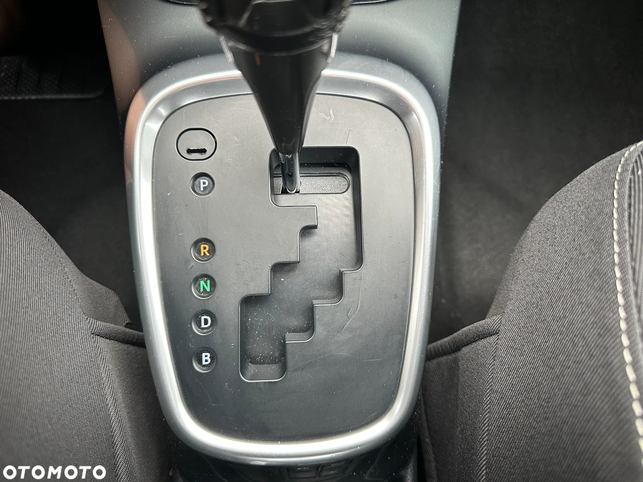 Toyota Yaris - 20