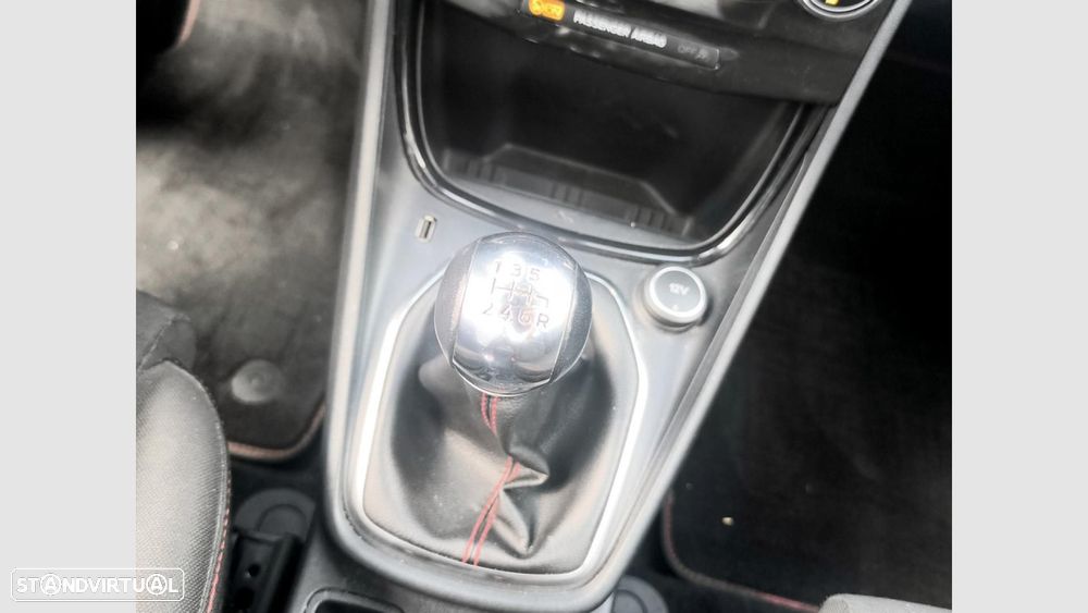 Ford Puma 1.0 EcoBoost MHEV ST-Line — fotografia 22