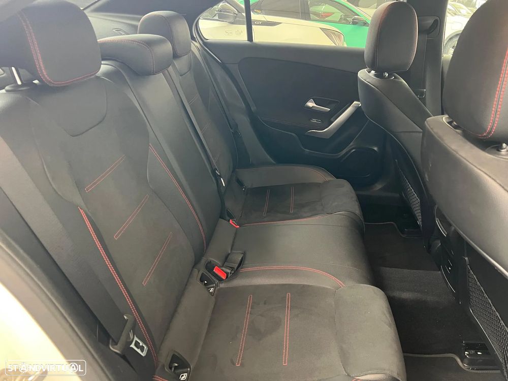 Mercedes-Benz A 250 - 13