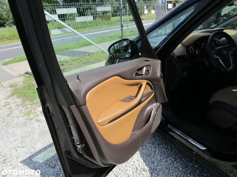 Opel Zafira Tourer 1.4 Turbo Innovation - 16