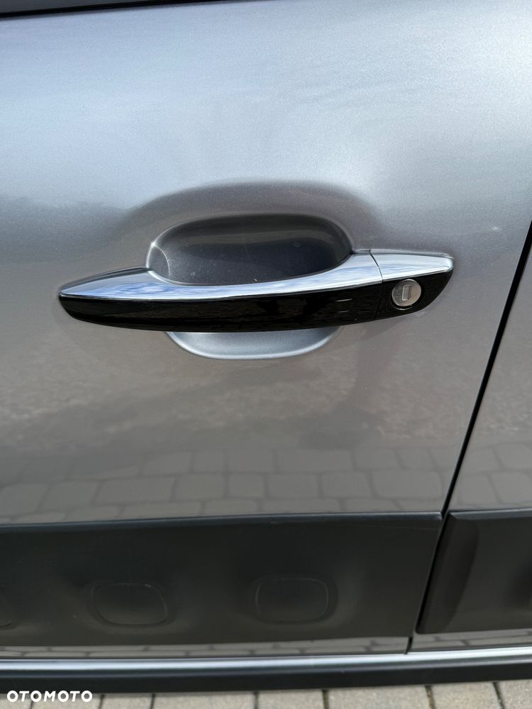 Citroën C3 1.2 PureTech Shine - 26