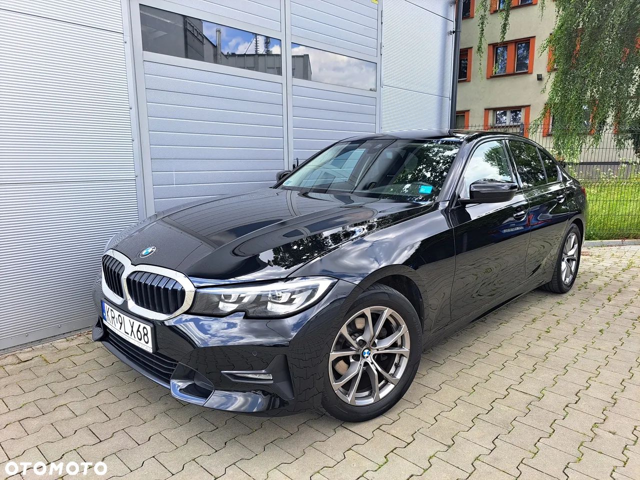 BMW Seria 3 318i Sport - 1
