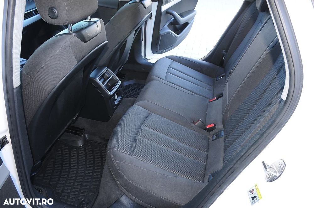 Audi A4 Avant 2.0 TDI S tronic - 8