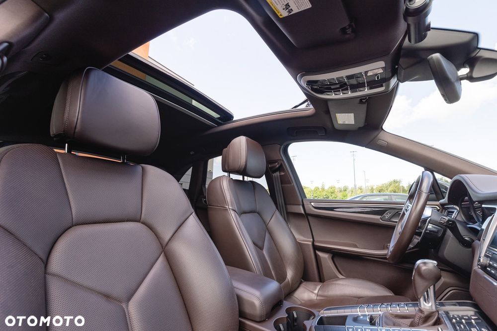 Porsche Macan - 18