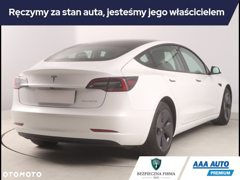 Tesla Model 3 - 6