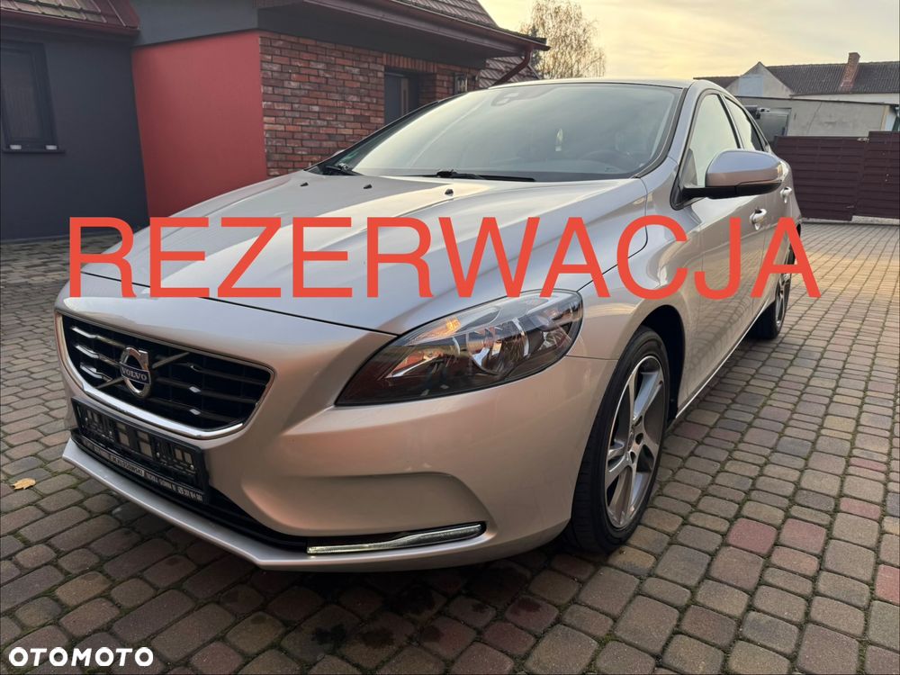 Volvo V40 D2 - 1