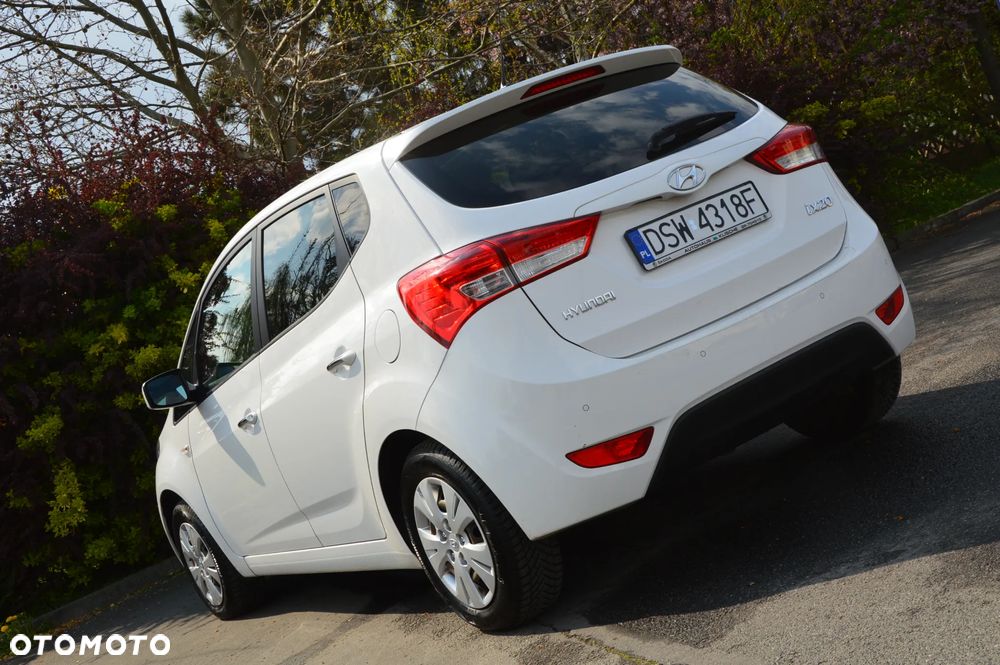 Hyundai ix20 1.4 UEFA EURO 2012 Edition - 17