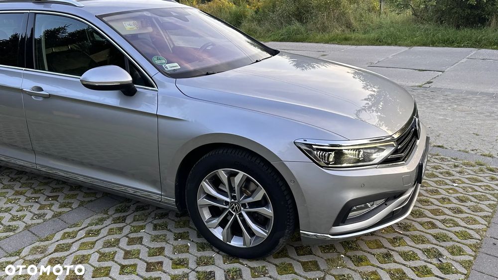 Volkswagen Passat 1.5 TSI EVO Elegance DSG - 9