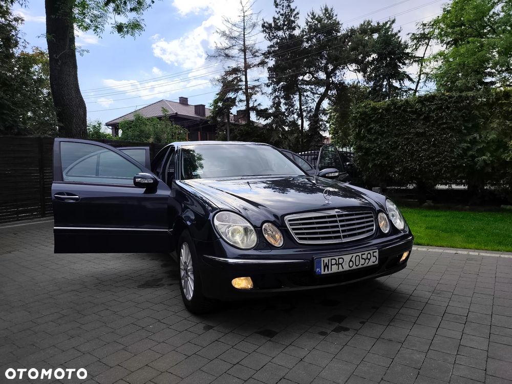 Mercedes-Benz Klasa E - 26