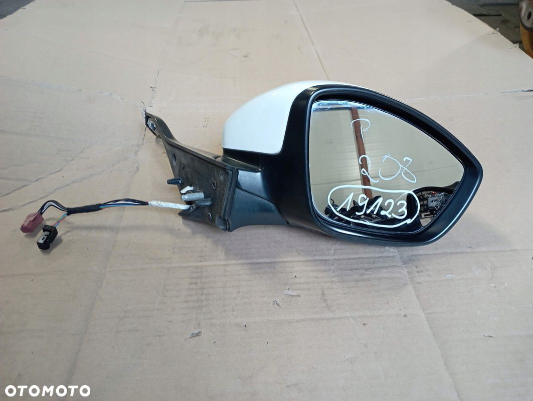 PEUGEOT 208 I LUSTERKO PRAWE 6+3 PIN 9 PIN EUROPA - 1
