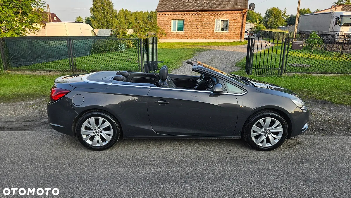 Opel Cascada 1.4 T Cosmo S&S - 24
