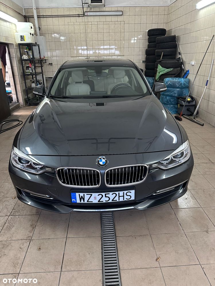 BMW Seria 3 320d Efficient Dynamics Luxury Line - 1