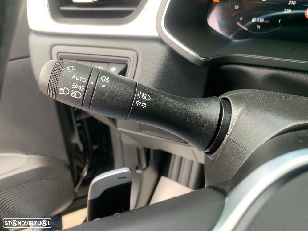 Renault Captur TCe Mild Hybrid 160 EDC GPF TECHNO - 17