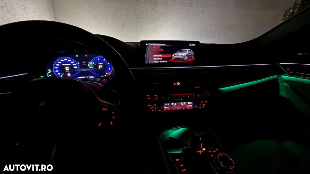 BMW Seria 5 520d xDrive AT - 20