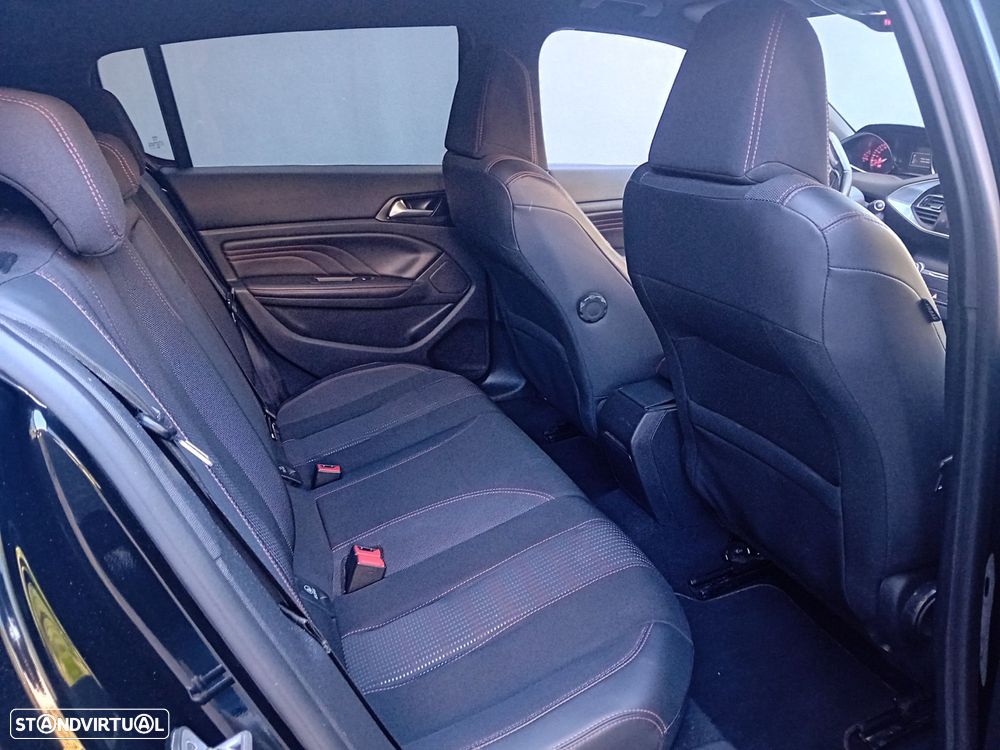 Peugeot 308 1.2 PureTech GT Line - 11