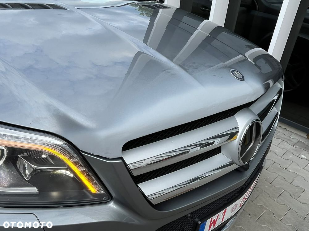 Mercedes-Benz GL 500 4Matic (BlueEFFICIENCY) 7G-TRONIC - 14