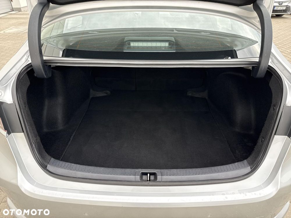 Toyota Corolla 1.6 Comfort - 11