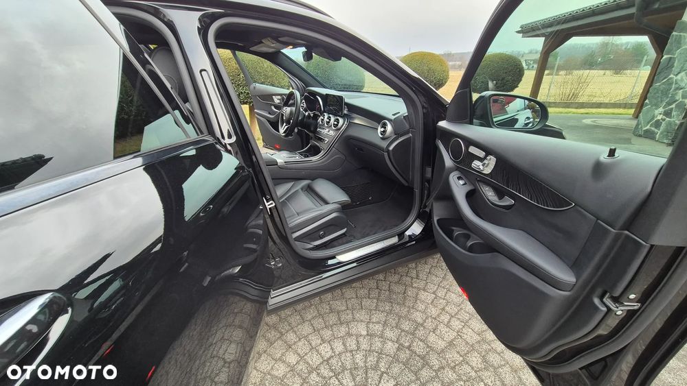 Mercedes-Benz GLC 300 4-Matic - 10