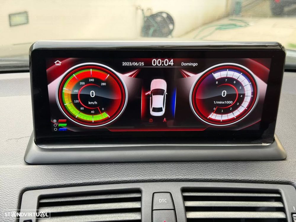 BMW 118 i - 24